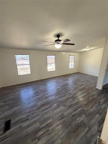 Foto del edificio - 102 Joy Ln