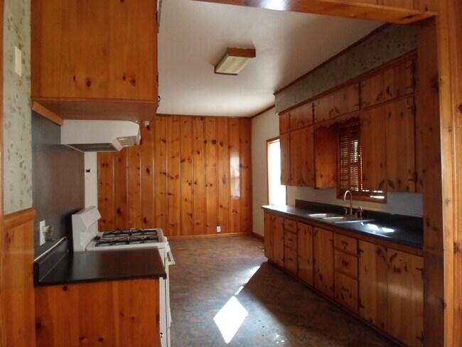 Foto del edificio - 1400 S 16th St