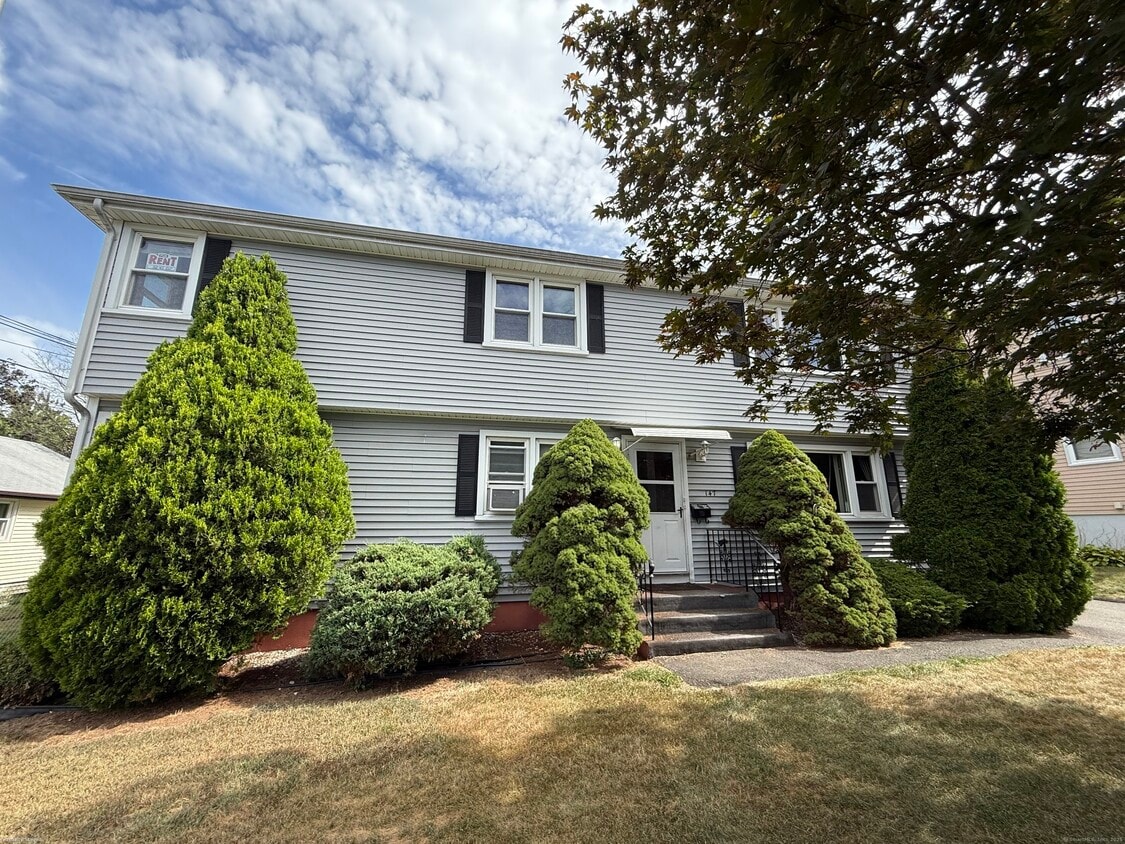 Primary Photo - 147 Overlook Ave