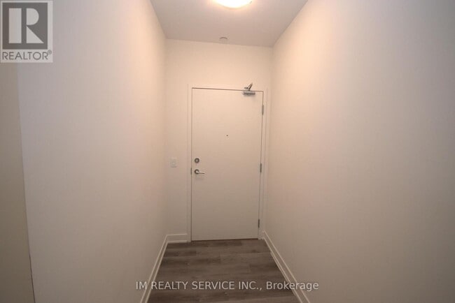 Building Photo - 110 Fergus Ave