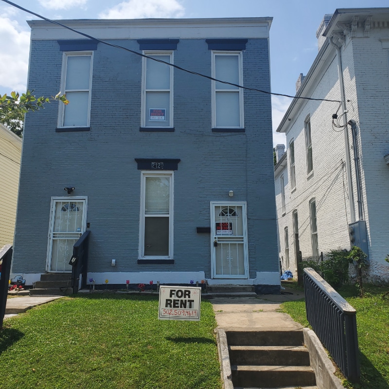 Primary Photo - 2124 W Jefferson St