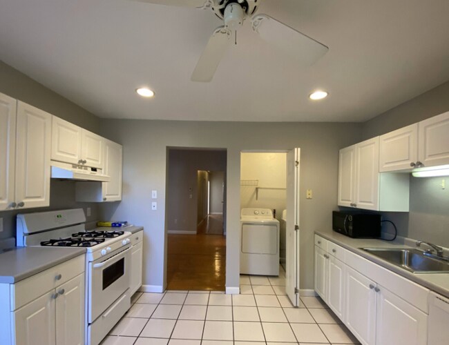 Foto del edificio - 11 Beacon St