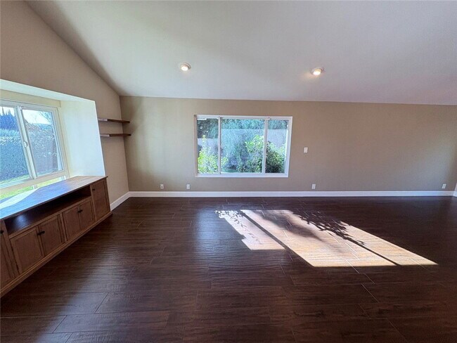 Building Photo - 8582 Universe Ave