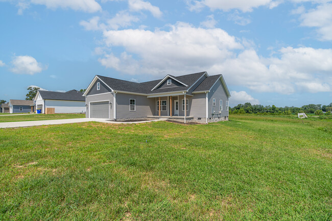 Building Photo - 147 Greenbriar Ln