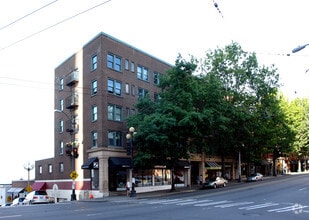 Building Photo - The Fairmount