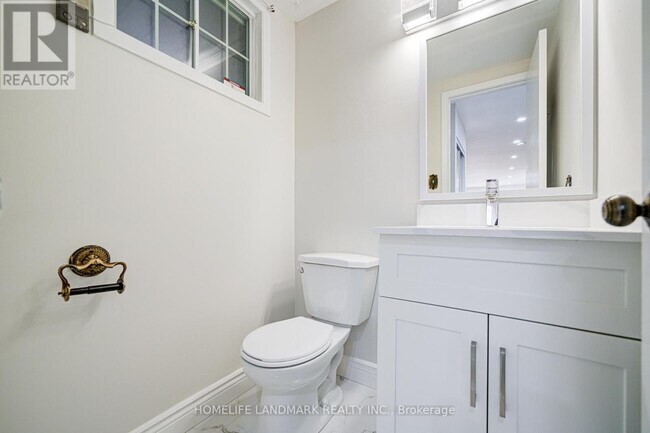Building Photo - 79 Sandyhook Square