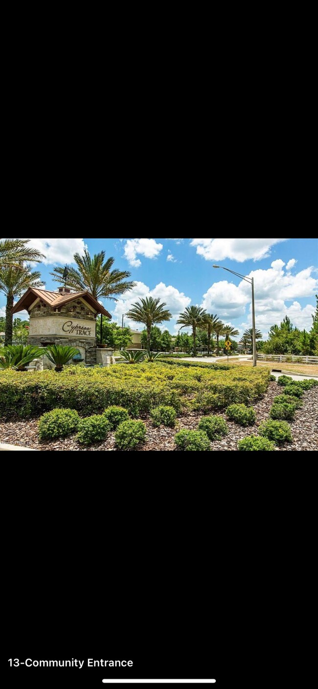 Community Entrance - 825 S Black Cherry Dr