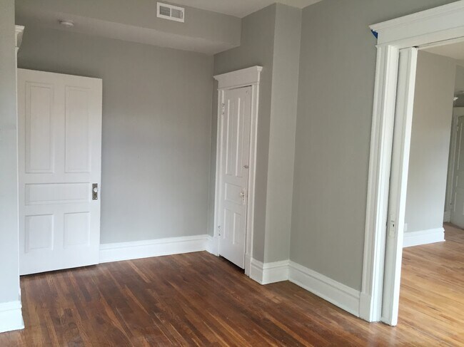 Foto del edificio - 3612-14 Hartford