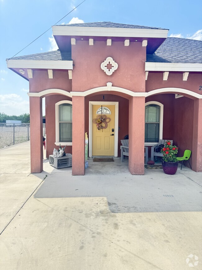 Building Photo - 269 Salinas Ave