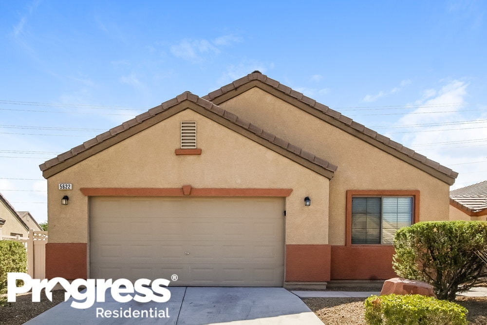 Primary Photo - 5622 Tropic Breeze St