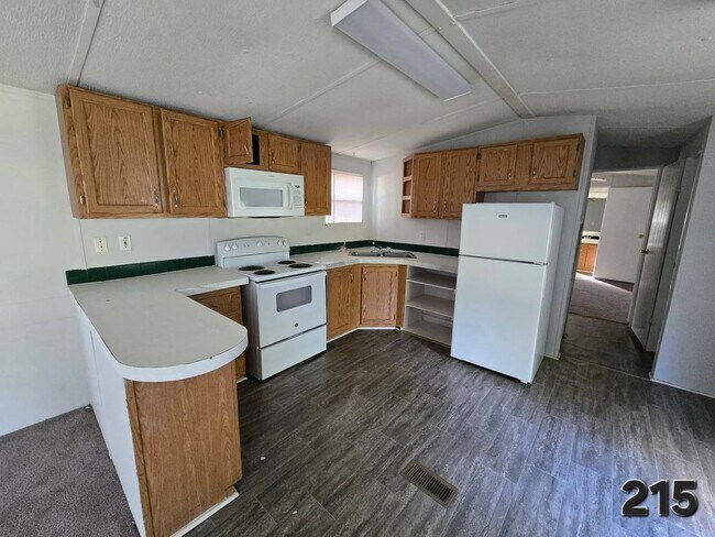 Foto del edificio - 215 Julia St