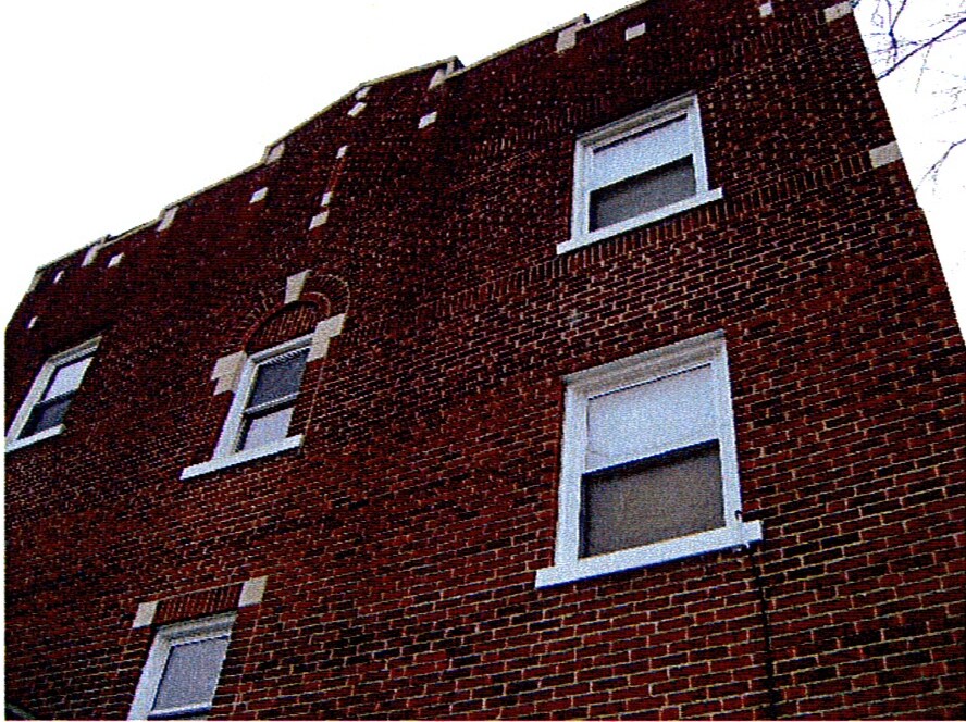 Building Photo - 5609-5623 Saint John Ave