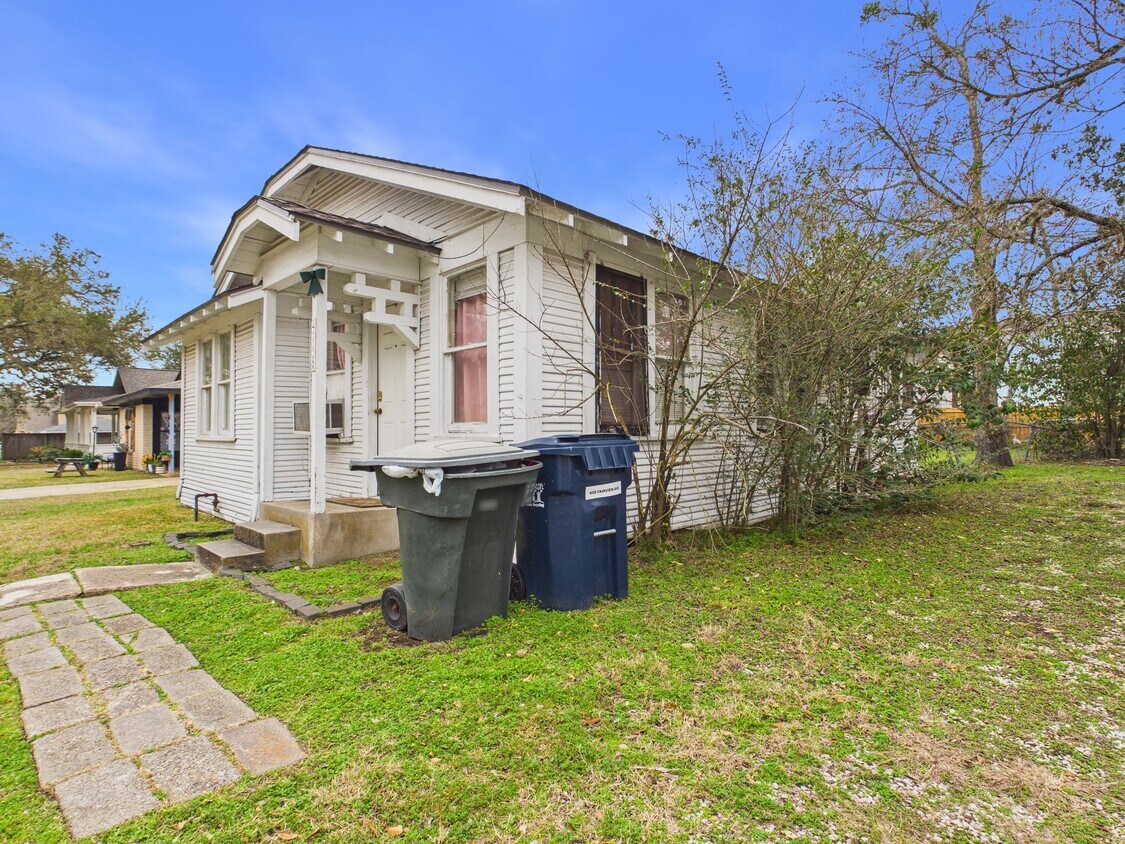 Foto del edificio - 408 Fairview Ave