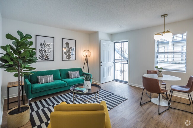 2 BR, 1 BA - 1023SF - Courtyard @ Ironworks Apartments