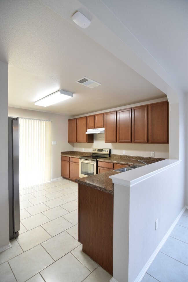 Building Photo - 225 Pullman Pl Blvd