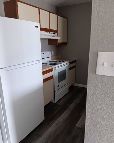 Foto del edificio - 311 Cedarview Ct