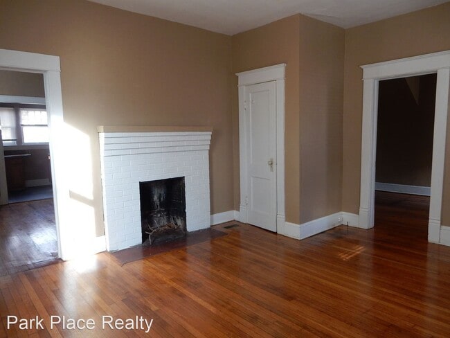 Building Photo - 431-431 Albemarle Ave SW
