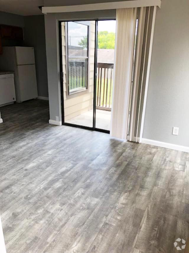 Building Photo - Parkview Apartments