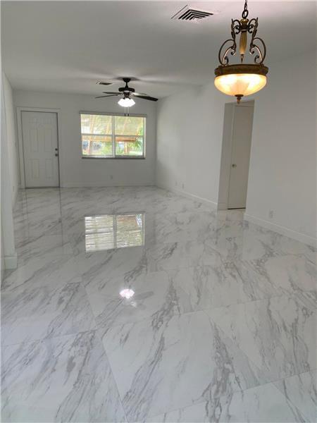 Building Photo - 370 NW 35th St