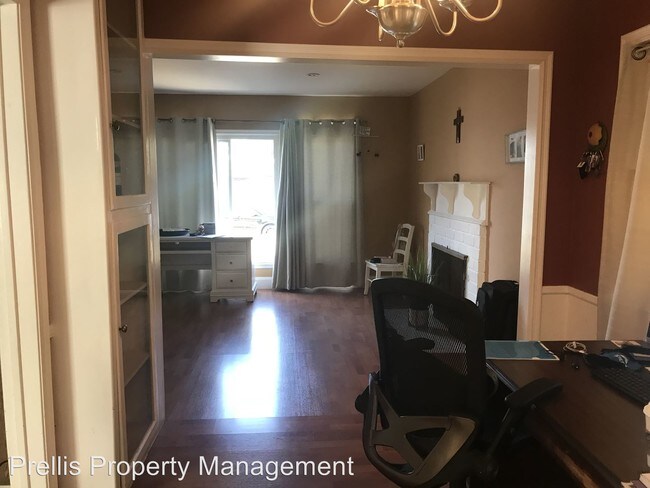 Building Photo - 3 br, 2 bath House - 12611 Vose Street