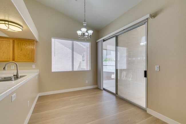 Building Photo - SW BEAUTY*2 BEDROOMS*OPEN FLOORPLAN*COMMUNITY POOL, GATED*CHECK THIS HOME OUT TODAY!