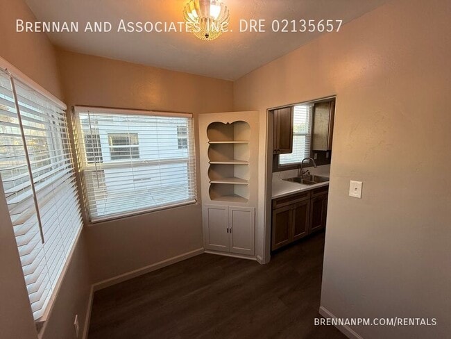 Foto del edificio - 736 Del Mar Ave