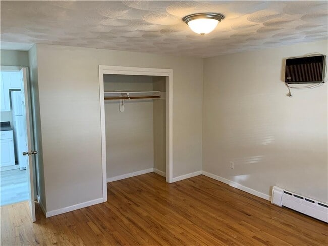 Building Photo - 15 Virginia Ave