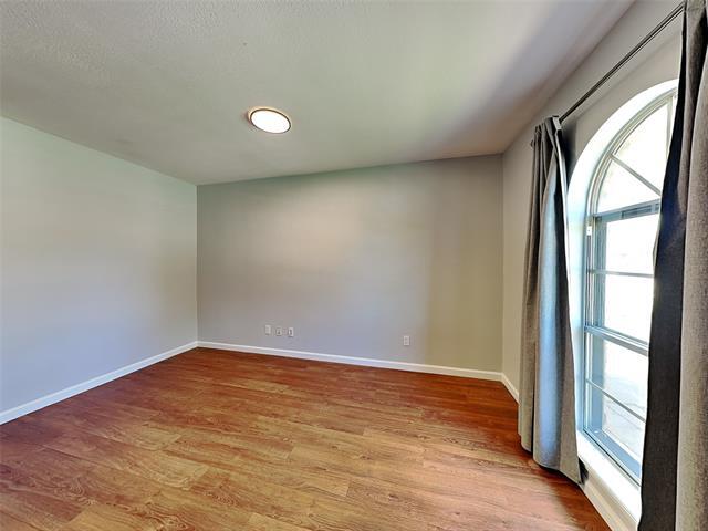 Building Photo - 1014 Hillwood Dr