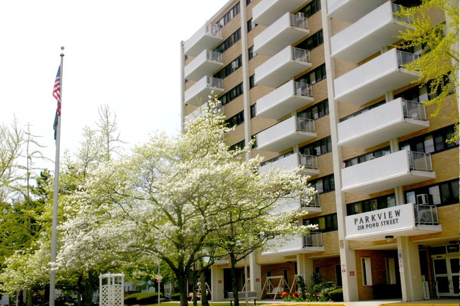 Foto del edificio - Parkview Manor Apartments