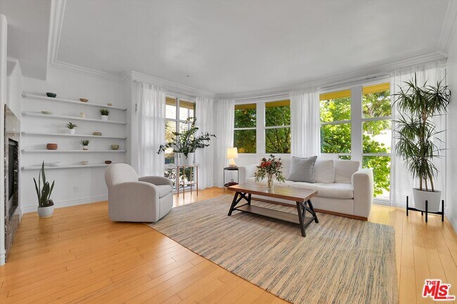 Foto del edificio - 1601 S Bentley Ave