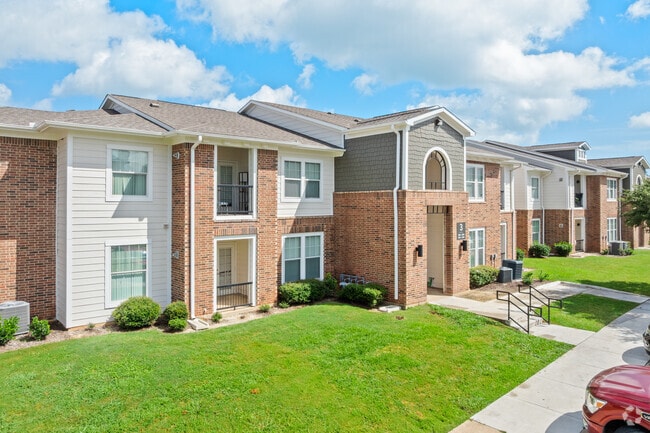 Building Photo - Sandy Creek Apartments