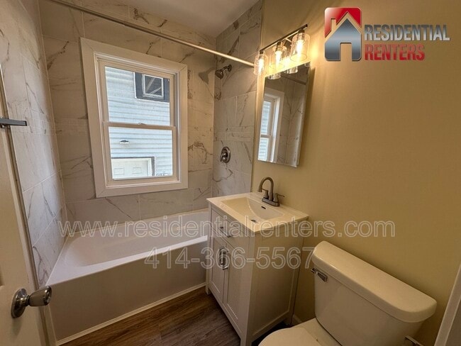 Building Photo - 4048 N 7th St