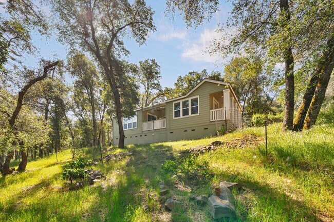 Foto del edificio - Newly Remodeled 2BR ADU in El Dorado Hills with Private Yard!