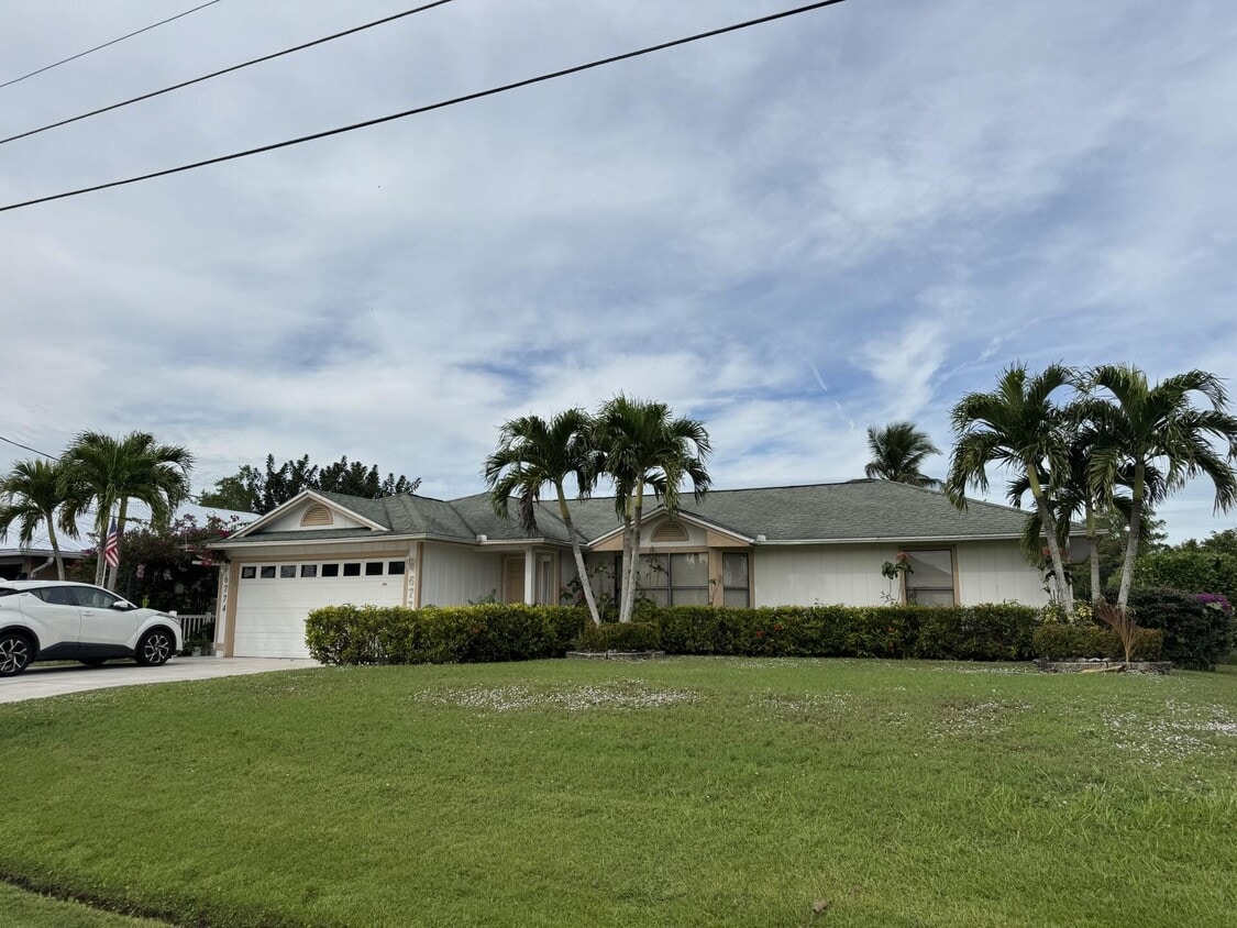 6774 NW Abigail Ave, Port Saint Lucie, FL 34983 House Rental in Port