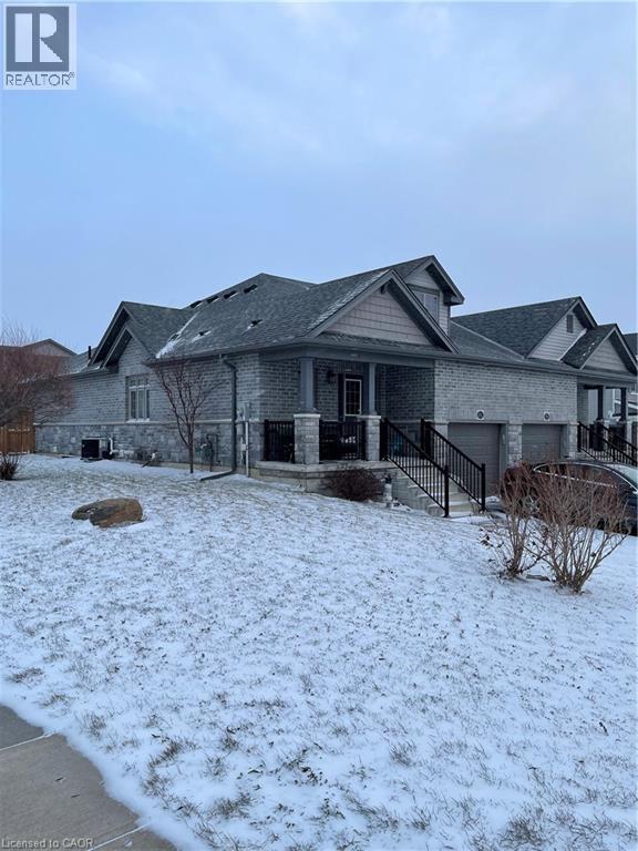 Photo du bâtiment - 11 Hackberry Ln