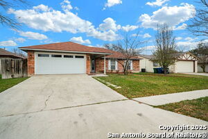 Foto principal - 13510 Larkbrook St