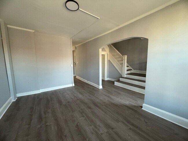 Foto del edificio - 737 McCabe Ave