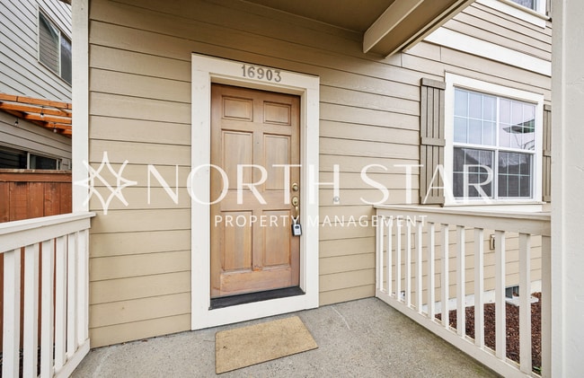 Building Photo - Vaulted Ceilings, Modern Finishes & Easy Living