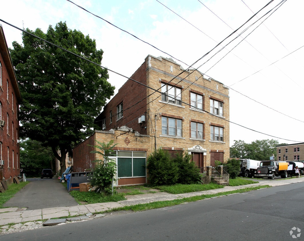 Primary Photo - 217-219 High St