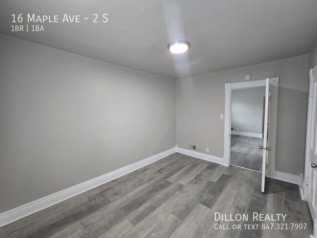 Building Photo - 16 Maple Ave