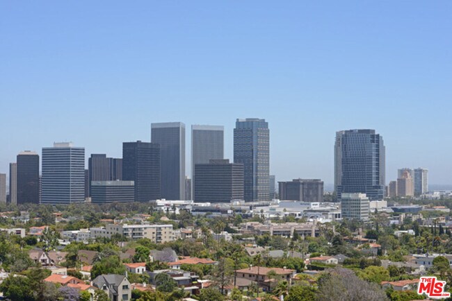 Foto del edificio - 10535 Wilshire Blvd