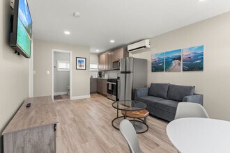 Building Photo - 8 N St Building Photo - 8 N St