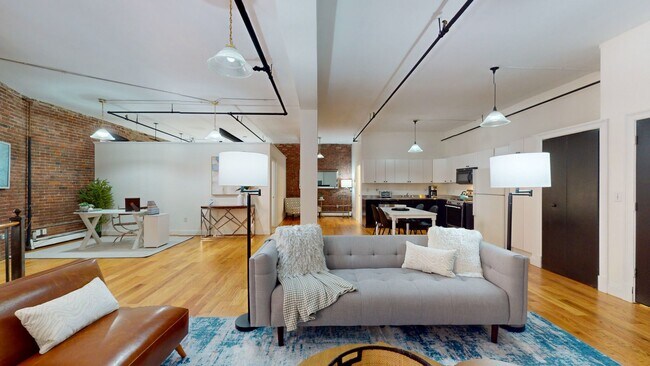 Foto del edificio - Prime location to experience Boston's dyna...