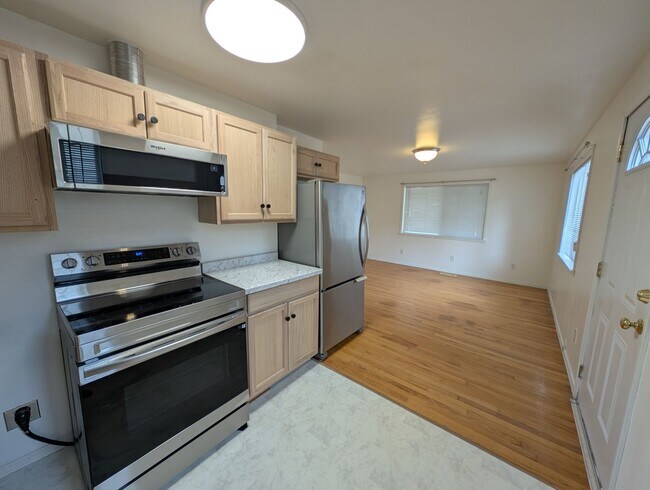 Foto del edificio - Federal Way One Bedroom Available Now! ALL...