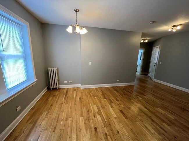 Building Photo - 4558 W George St