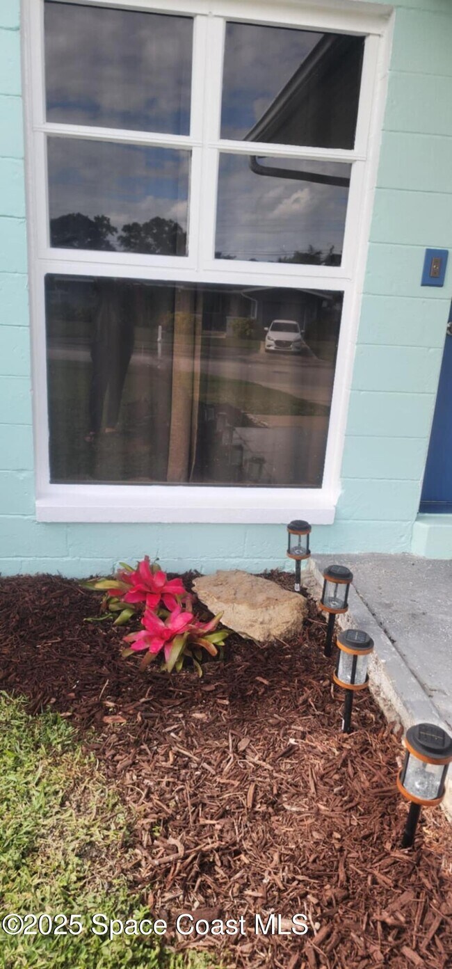 Foto del edificio - 1034 Garfield St