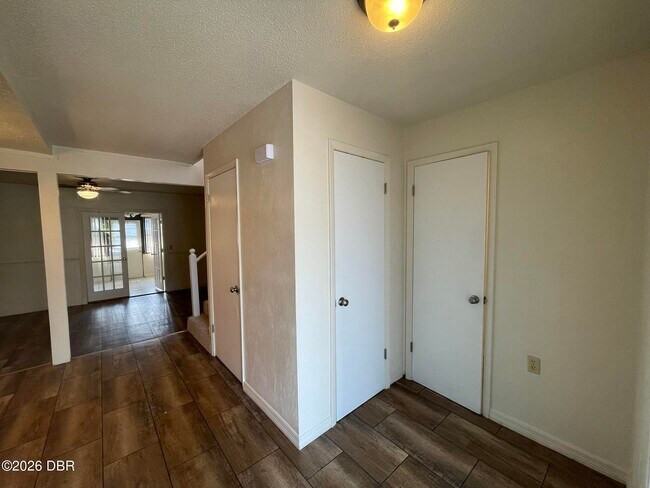 Foto del edificio - 1 Fair Oaks Cir