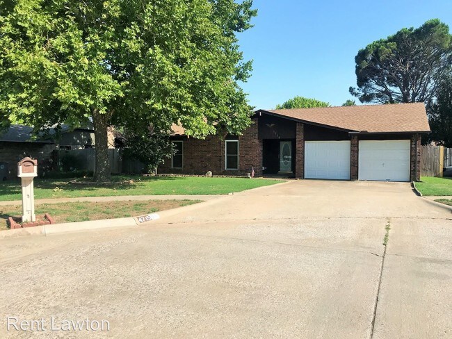Building Photo - 3 br, 2 bath House - 4715 NE MacArthur Circle