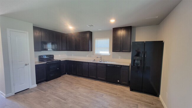 Foto del edificio - 15027 Sorrento Bay Ct