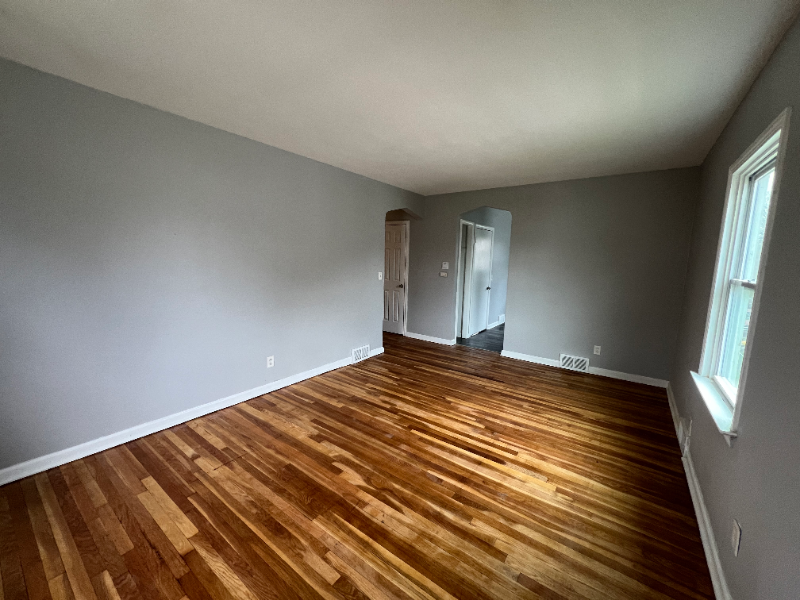 Primary Photo - 1531 W 14th St